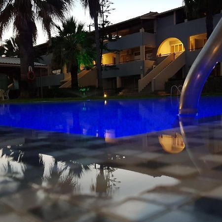 Asteraki ApartHotel Gouvia Bagian luar foto