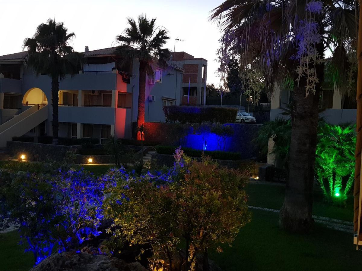 Asteraki ApartHotel Gouvia Bagian luar foto