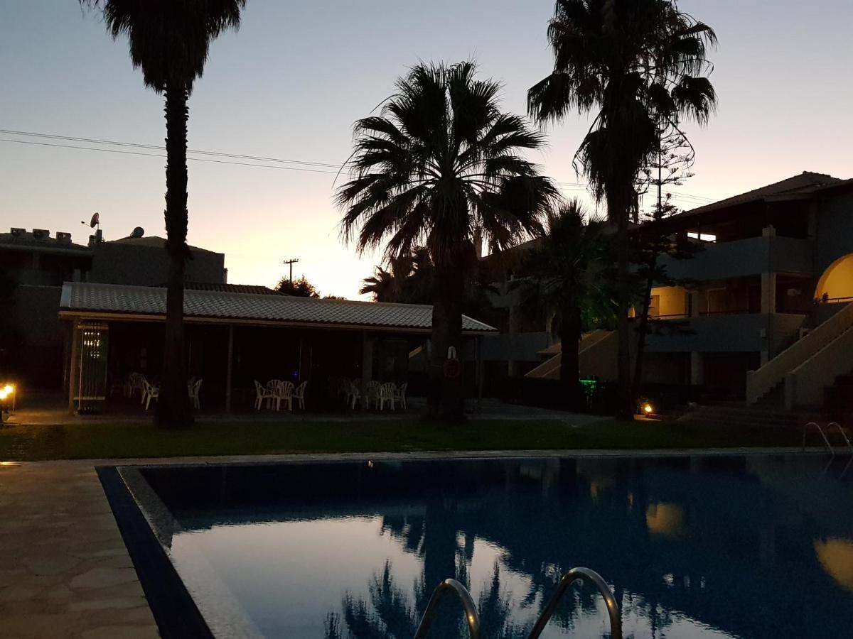 Asteraki ApartHotel Gouvia Bagian luar foto