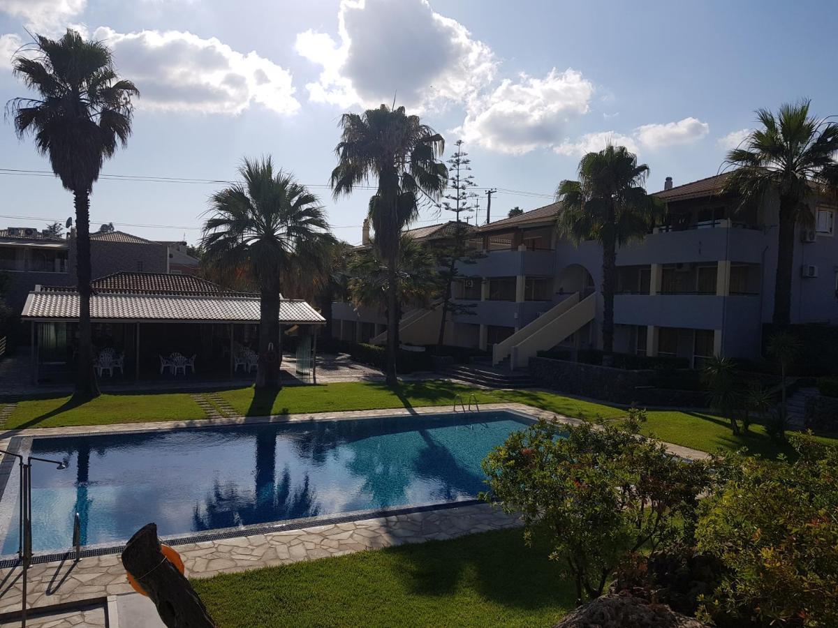 Asteraki ApartHotel Gouvia Bagian luar foto