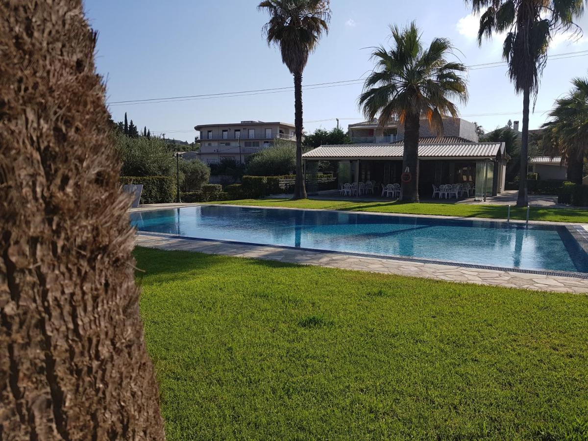 Asteraki ApartHotel Gouvia Bagian luar foto