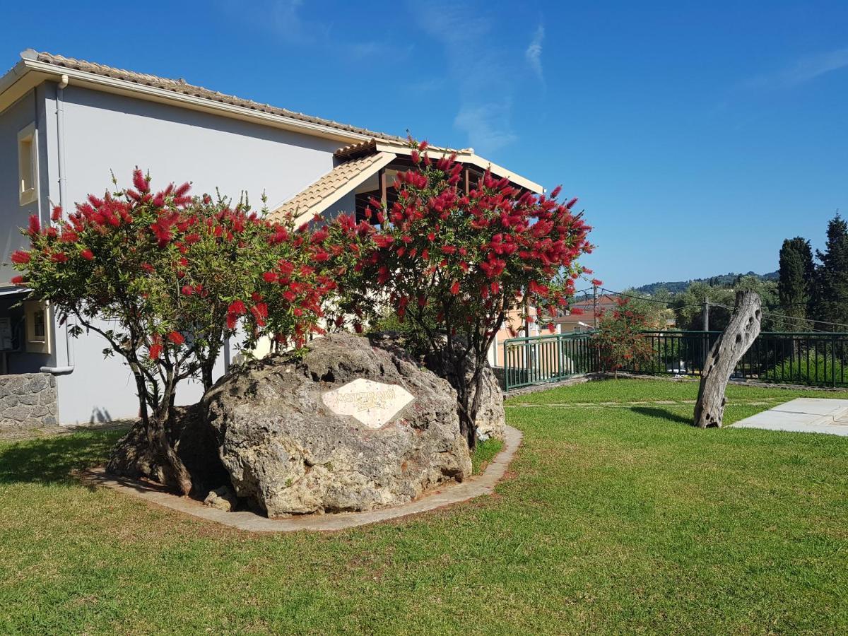 Asteraki ApartHotel Gouvia Bagian luar foto