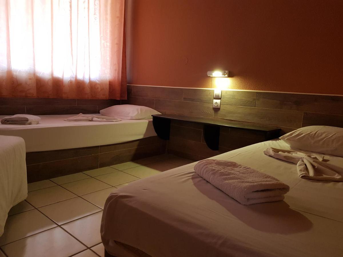 Asteraki ApartHotel Gouvia Bagian luar foto