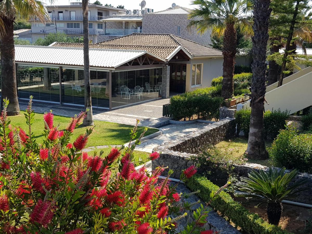 Asteraki ApartHotel Gouvia Bagian luar foto