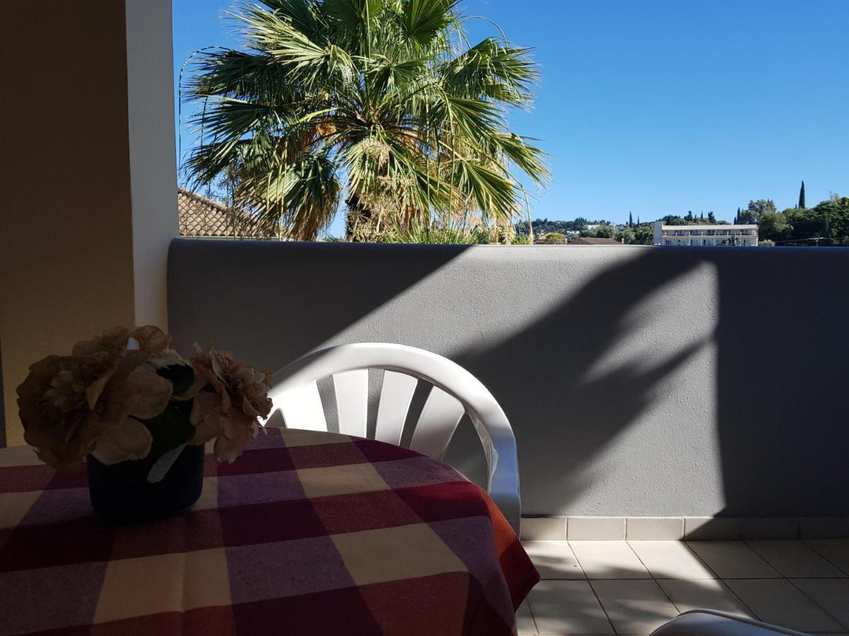 Asteraki ApartHotel Gouvia Bagian luar foto