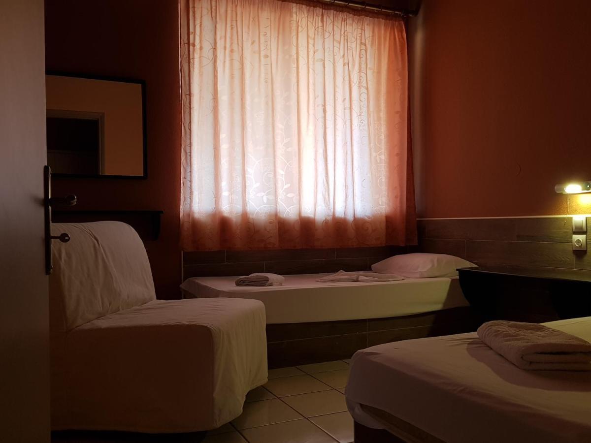 Asteraki ApartHotel Gouvia Bagian luar foto