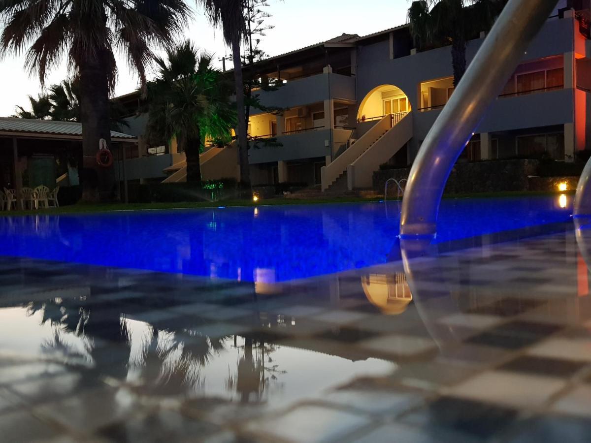 Asteraki ApartHotel Gouvia Bagian luar foto