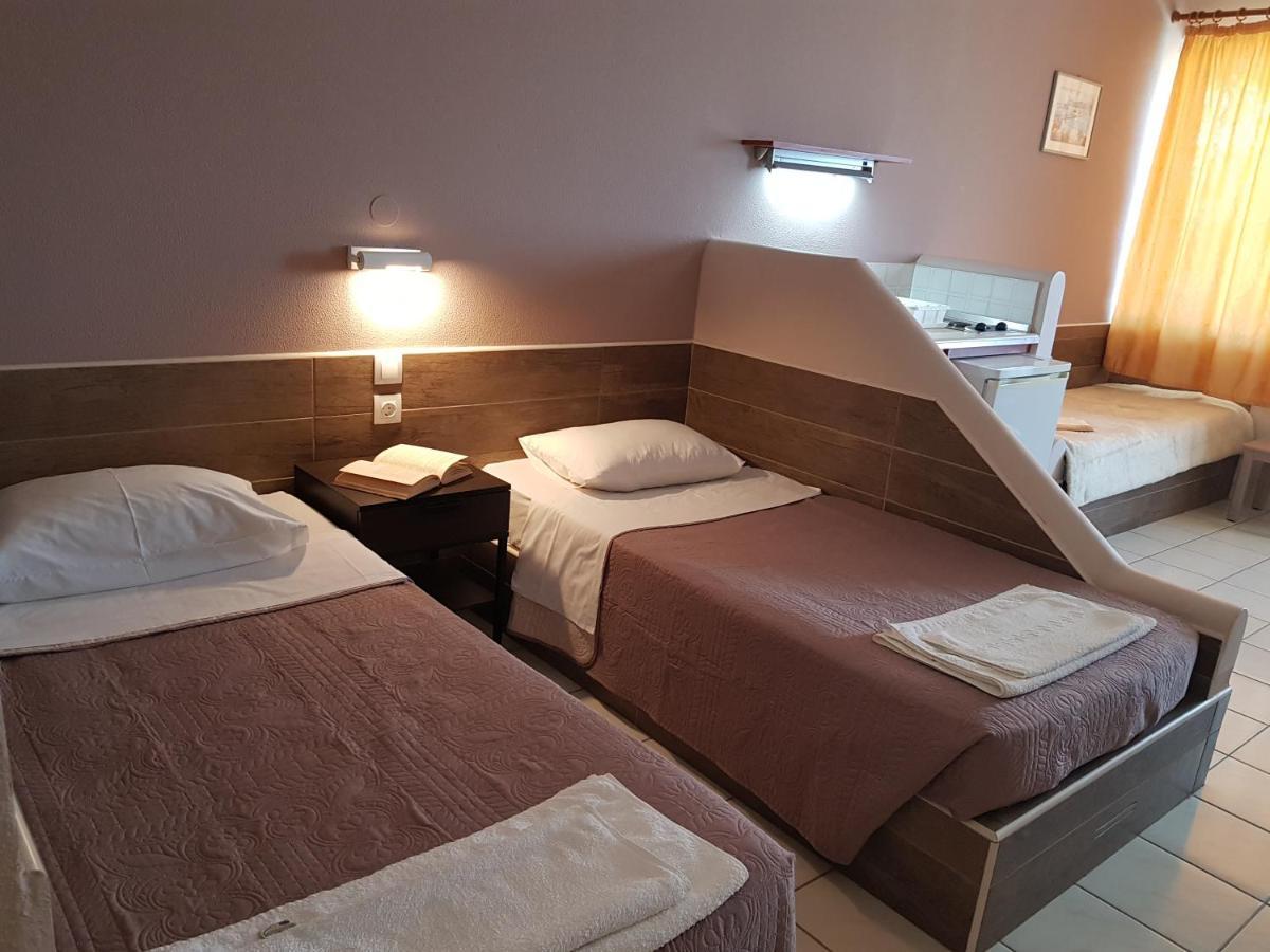 Asteraki ApartHotel Gouvia Bagian luar foto